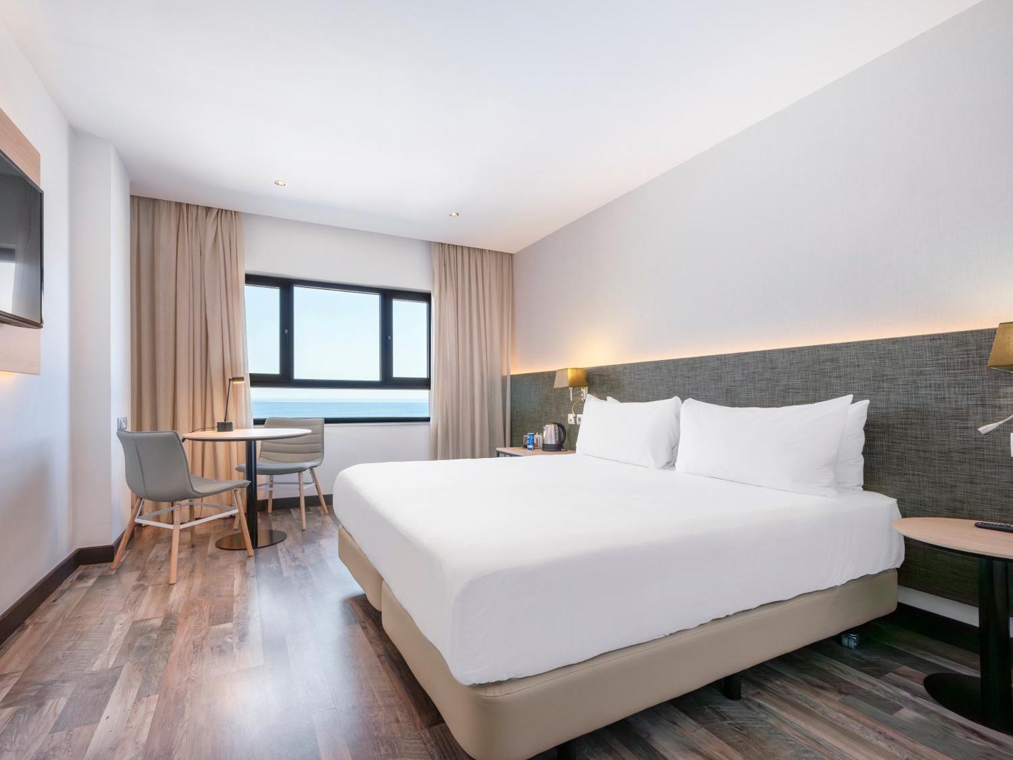 Hotel Cadiz Paseo Del Mar, Affiliated By Melia Buitenkant foto